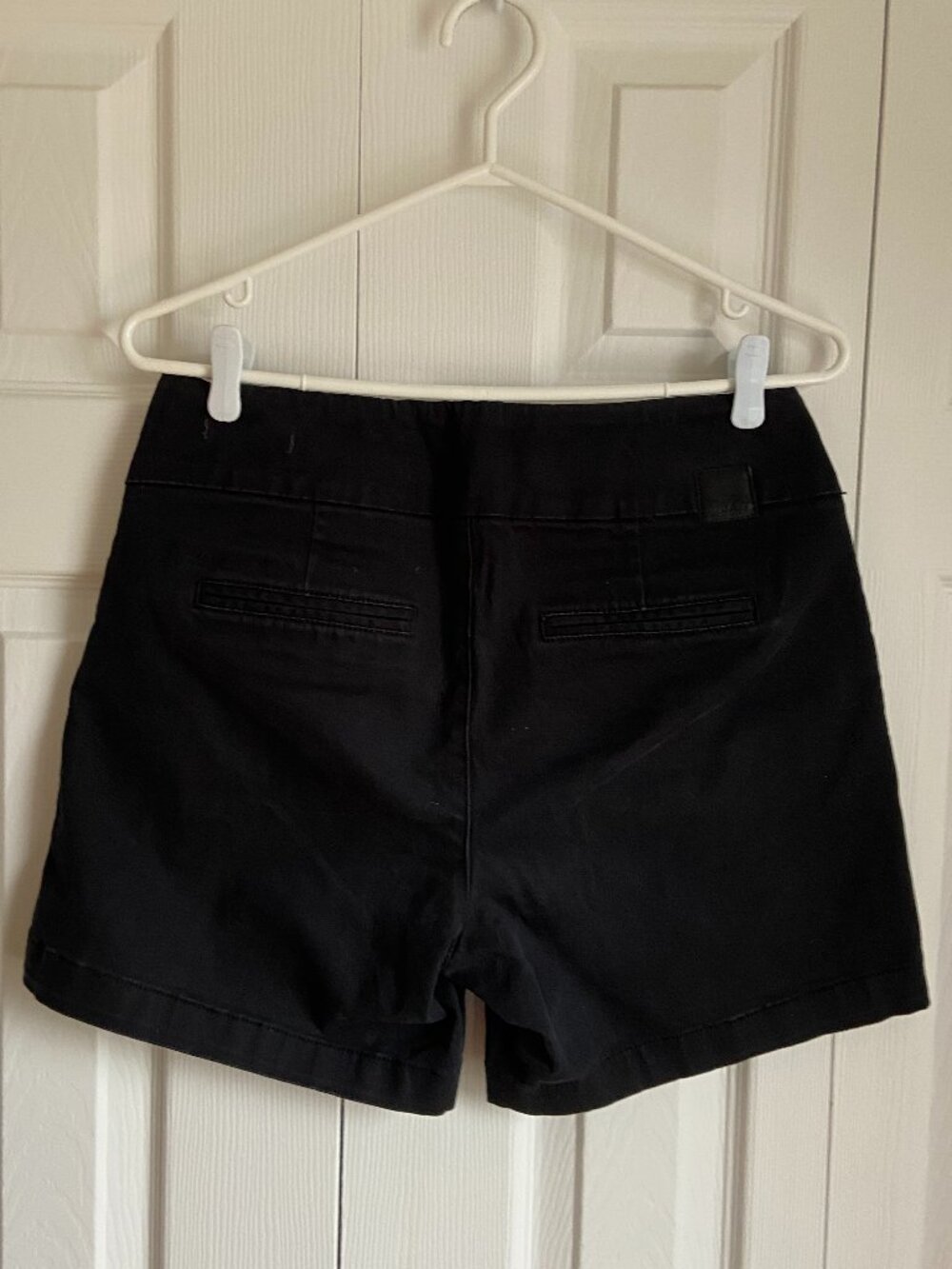 JAG Jeans Gracie Pull-On Shorts – Black (Size 10)